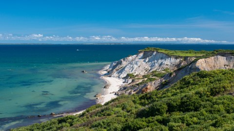We Bet You Didn't Know There Was A Miniature Cliffs of Dover In Massachusetts