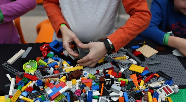 The First Ever LEGO Cafe In The US Is Coming To Kentucky This Summer And We Can’t Wait