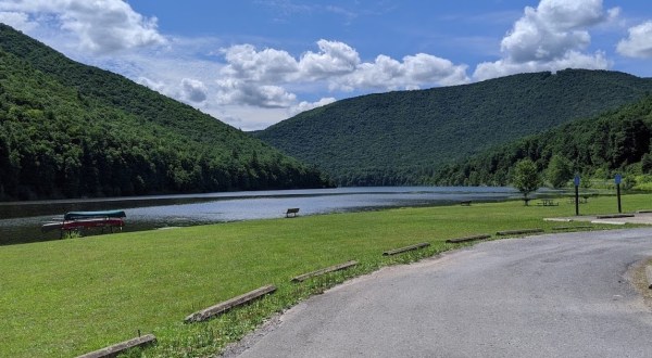 This Scenic Drive Runs Straight Through Several Of Pennsylvania’s State Parks And It’s A Breathtaking Journey