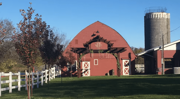 You’ll Never Forget Your Stay At This Charming Lodge In Oklahoma With Its Very Own Dairy Barn