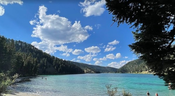 Wade Lake Is A Secret Tropical Lake In Montana Where The Water Is A Mesmerizing Blue