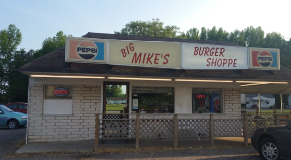 You’ll Barely Be Able To Take A Bite Of The Massive Burgers At Big Mike’s Burger Shop In Virginia