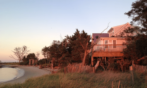Stay Overnight In This Breathtaking Bungalow Just Steps From The Ocean In Virginia