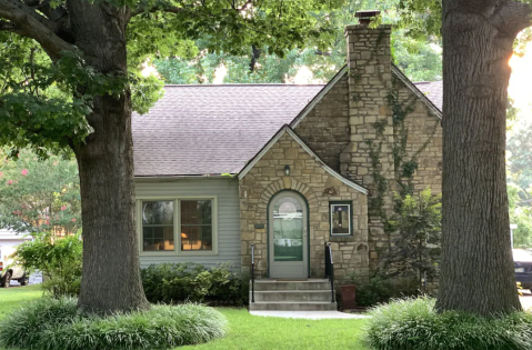 This Charming Cottage In Oklahoma Is The Perfect Place For A Relaxing Getaway