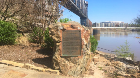 We Bet You Didn't Know There Was A Miniature 'Little Rock' Monument In Arkansas