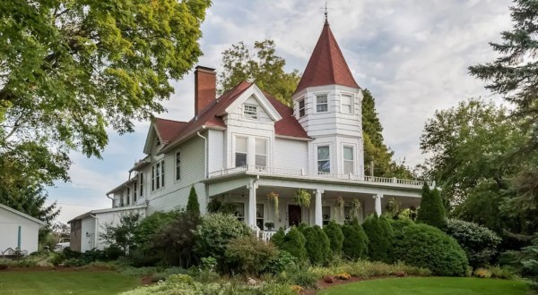 There’s A Bed & Breakfast Hidden In A Small Farming Town In Michigan That Feels Like Heaven
