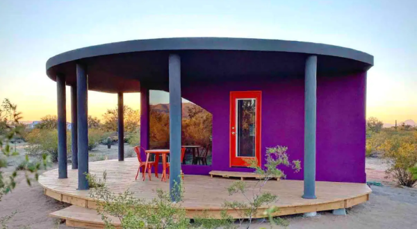 There’s A Breathtaking Airbnb Tucked Away Near This Arizona National Park