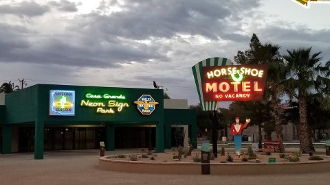 There's A Neon Sign Park In Arizona, And It's One Of The Quirkiest Places You'll Ever Go