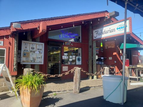 Enjoy The Freshest Fish At At This One-Of-A-Kind Seafood Restaurant In Northern California