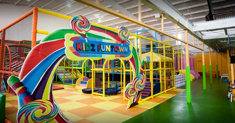 The Massive Indoor Playground In Oklahoma With Endless Places To Play