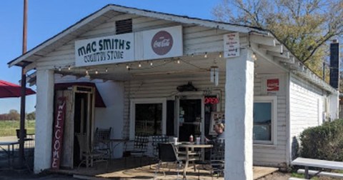 The Middle-Of-Nowhere General Store With Some Of The Best Burgers and Hot Dogs In South Carolina