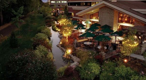 Dine While Overlooking The Boise River At The Cottonwood Grille In Idaho