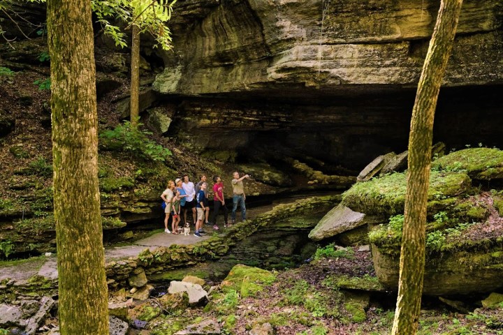 underground caves in Arkansas