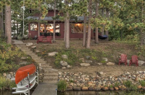 This Charming Cabin In Minnesota Is The Perfect Place For A Relaxing Getaway