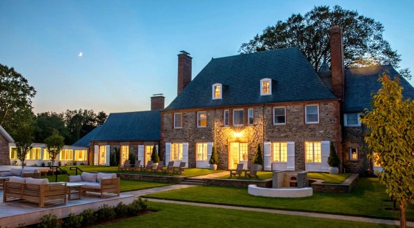 This Inn At A Winery In Rhode Island Is The Coolest Place To Spend The Night