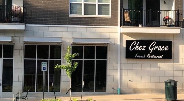 You’d Never Guess Some Of The Best French Food In Iowa Is Hiding In This Apartment Building