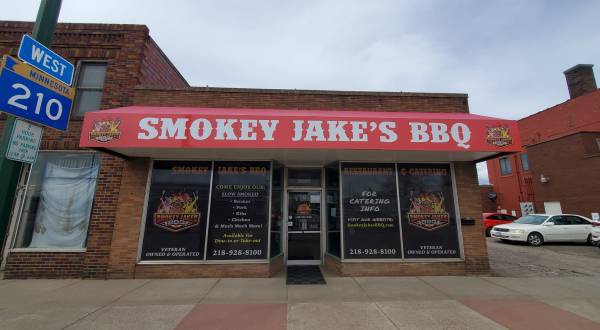 On Your Way Up North, Enjoy A Meal At This Hidden Gem BBQ Spot In Minnesota