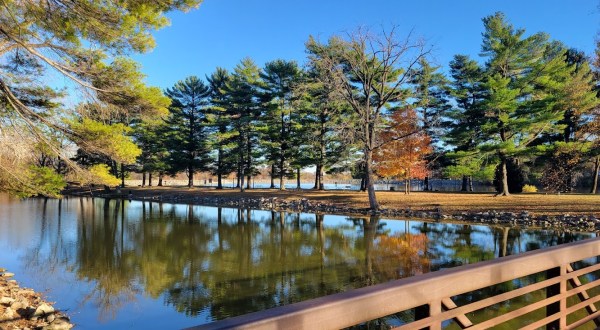 Few People Know There’s A Beautiful State Park Hiding In This Tiny Ohio Town