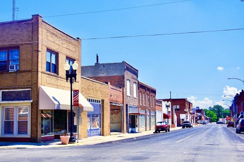 One Of The Biggest Names In Film Grew Up In One Of The Smallest Towns In Illinois