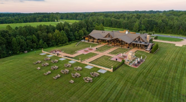 Plan A Visit To Mount Ida Farm, Virginia’s Most Beautiful Taphouse And Tasting Room