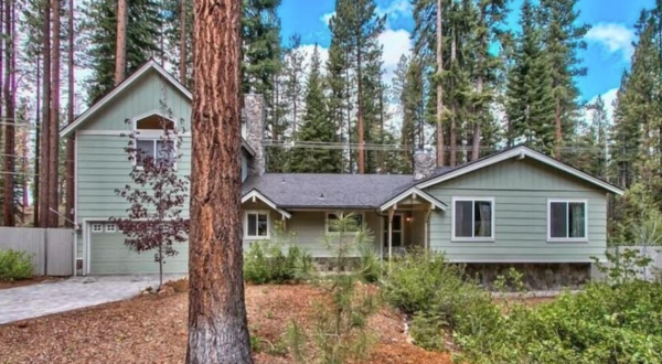 This Nevada Cabin Is A Secluded Retreat That Will Take You A Million Miles Away From It All