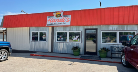 Taste The Best Burgers In Eastern Colorado At This Unassuming Colorado Burger Joint