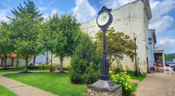 A Charming And Historic Small Town In Kentucky, Augusta Is Seemingly Frozen In Time