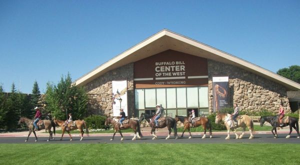 The 10 Very Best Day Trips You Can Possibly Take In Wyoming