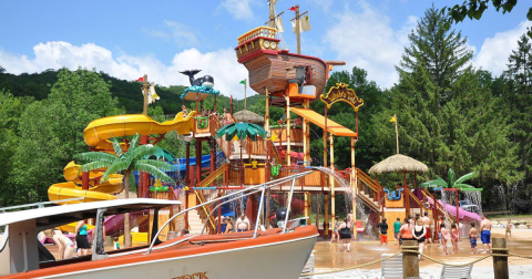 4 Epic Water Parks in New Hampshire To Take Your Summer To A Whole New Level