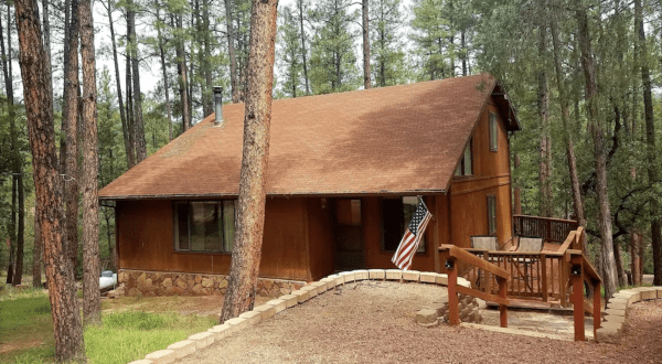 This Budget-Friendly Cabin In Pine, Arizona Is Perfect For An Affordable Vacation