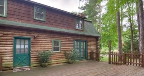 This Budget-Friendly Log Cabin In South Carolina Is Perfect For An Affordable Vacation