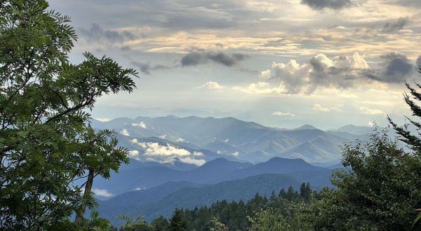 Richland Balsam Overlook In Canton, North Carolina Is So Little-Known, You Just Might Have It All To Yourself
