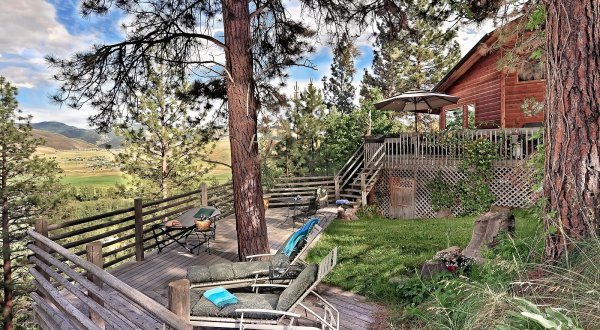 There’s A Bed & Breakfast Hidden On A 20-Acre Forest Retreat In Montana That Feels Like Heaven