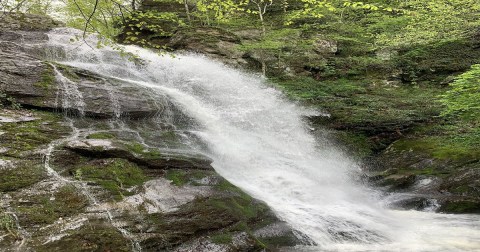 Only Accessible By Hike, This Natural Wonder In Virginia Rivals Niagara Falls
