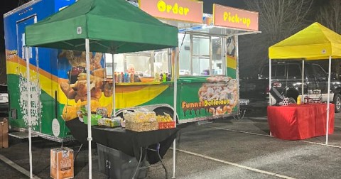 Enjoy Fair Foods All-Year Round At This Unique South Carolina Food Truck