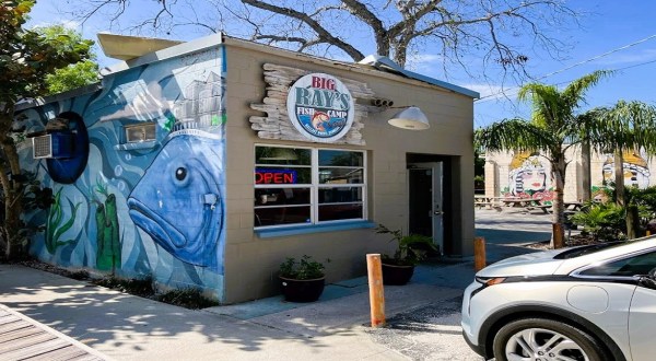 You’d Never Guess The Best Grouper Sandwich In Florida Is Hiding In This Counter-Serve Spot