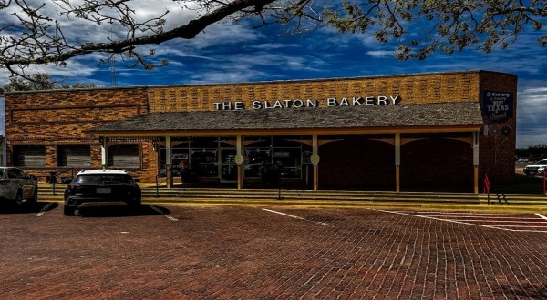 You’d Never Guess Some Of The Best Baked Goods In Texas Are Hiding In This Unassuming Building