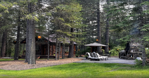 The Little-Known Vacation Rental Near Cocolalla Lake In Idaho That'll Be Your New Favorite Destination