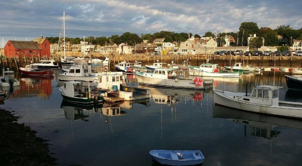 This Friendly Small Town in Massachusetts That’s Perfect For A Summer Day Trip