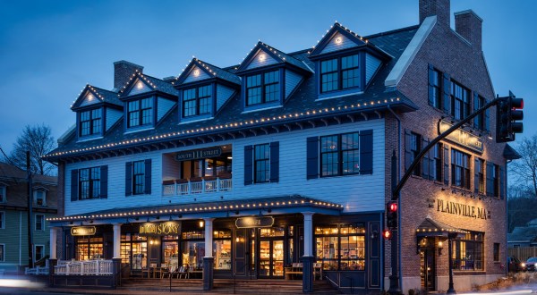 The Celebrity-Owned Bookstore Is One of the Best Places To Spend A Relaxing Afternoon