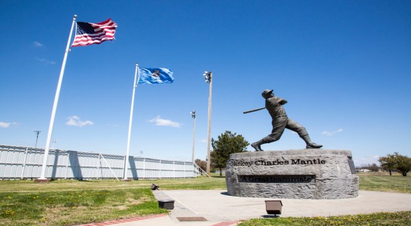 One Of The Biggest Names In Baseball Was Born In One Of The Smallest Towns In Oklahoma