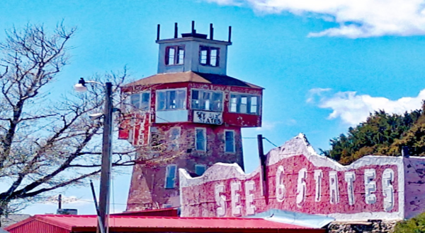 Most People Don’t Know About This Abandoned Tourist Attraction In Colorado