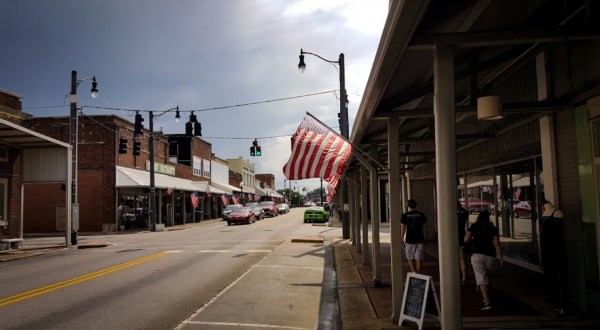 You Could Spend Forever Exploring This Alabama Small Town, But We’ll Settle For A Weekend