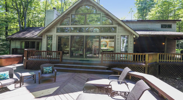 Get Away From It All At This Affordable Cabin With A Hot Tub In West Virginia