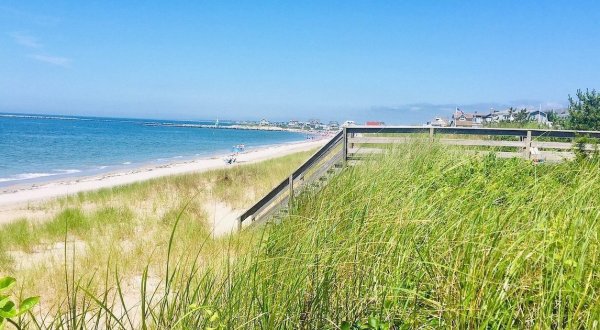 The Amazing White Sand Beach Every Rhode Islander Will Want To Visit