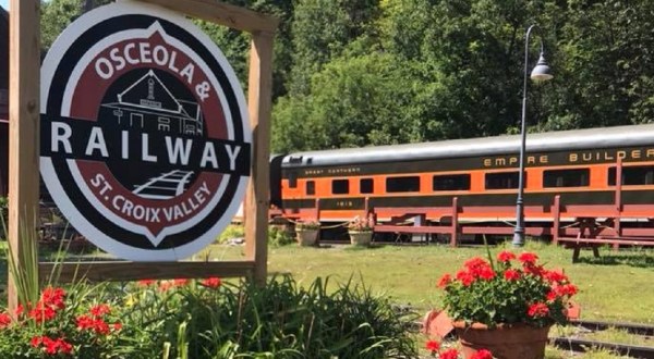 This 1.5-Hour Train Ride Is The Most Relaxing Way To Enjoy Wisconsin Scenery