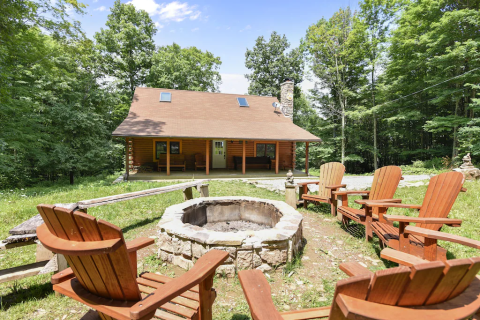 This Remote Cabin Retreat In West Virginia Is The Best Place To Spend A Long Weekend