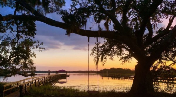 Spend The Night In A Charming Beaufort Carriage House Vrbo With Million-Dollar Sunset Views