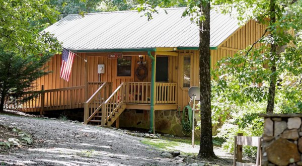 This Remote Retreat In Alabama Is The Best Place To Spend A Long Weekend