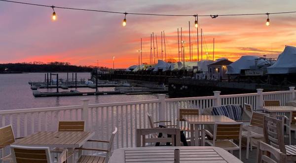 Five Restaurants In Massachusetts With The Most Amazing Dockside Dining